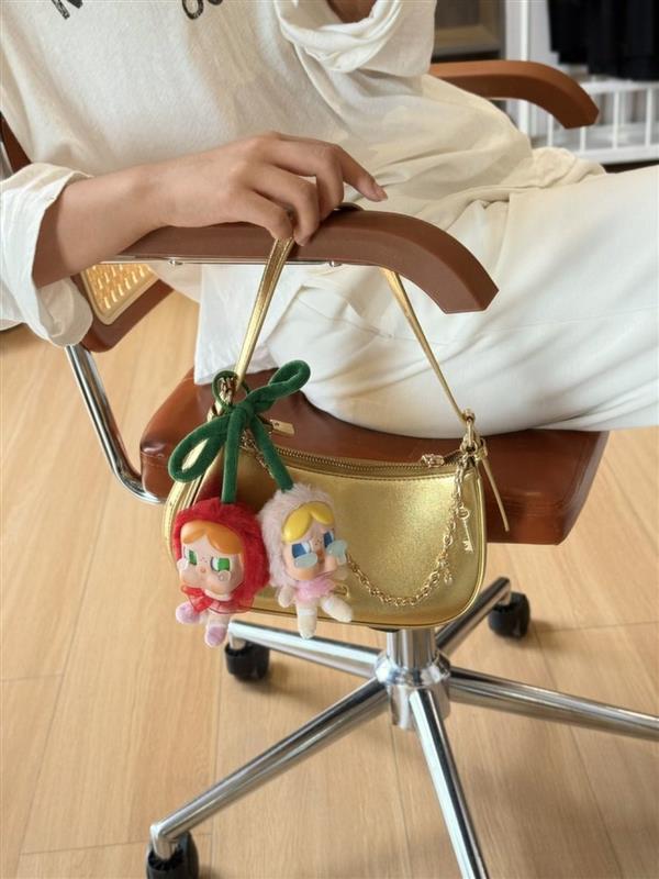 2026124165723565 200